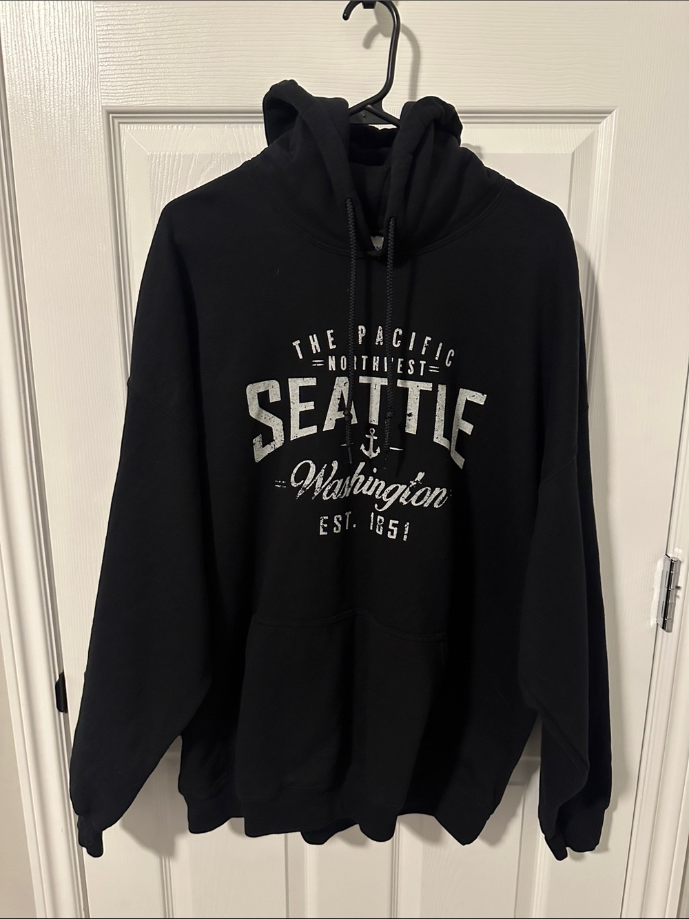 Gildan Black Seattle Washington Graphic Pullover Hoodie